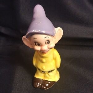 𝅺DISNEY'S vintage Snow White and the seven dwarfs 1940s dopey ceramic figurine